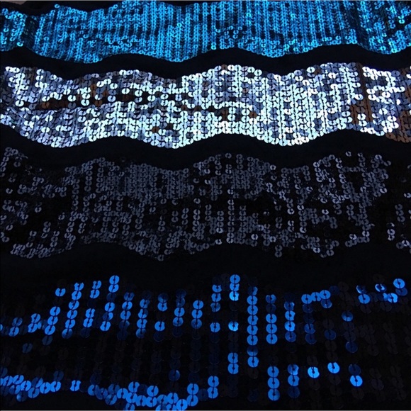 NWOT Forever 21 sequins tank top - Picture 3 of 4